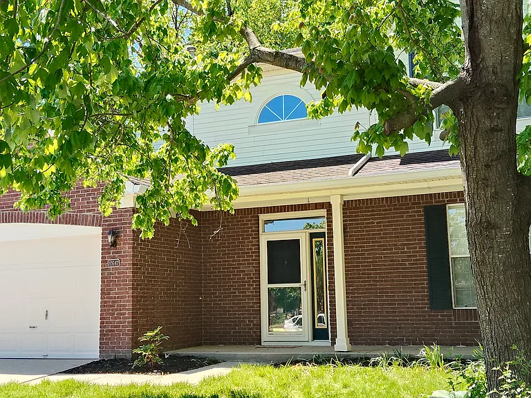 12647 Gunnison Dr — Photo 2