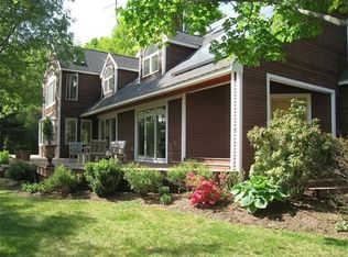 11 Clover Ter, Natick, MA 01760