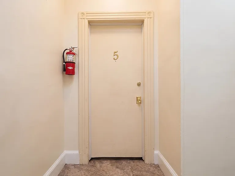 13 Columbia Ave #5 — Photo 1