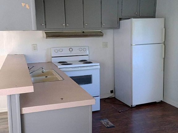 2nd image of 1720 NW 38th Ave Unit 67