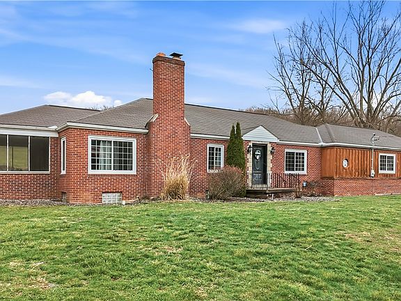 2nd image of 516 Wallace Run Rd