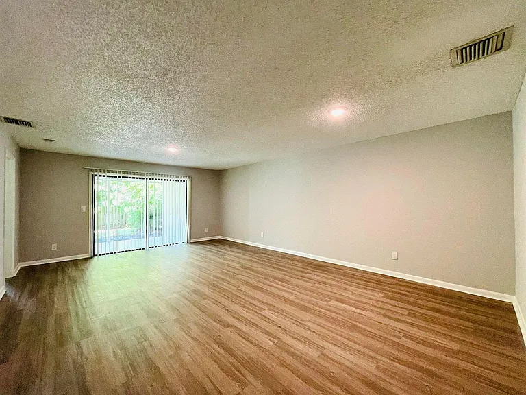 3765 Park Lane Villas Rd — Photo 14