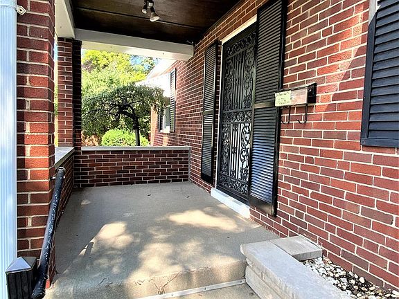 5th image of 5765 Sprucewood Dr