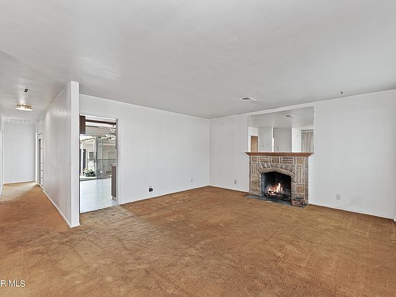 3rd image of 106 E Barnett St