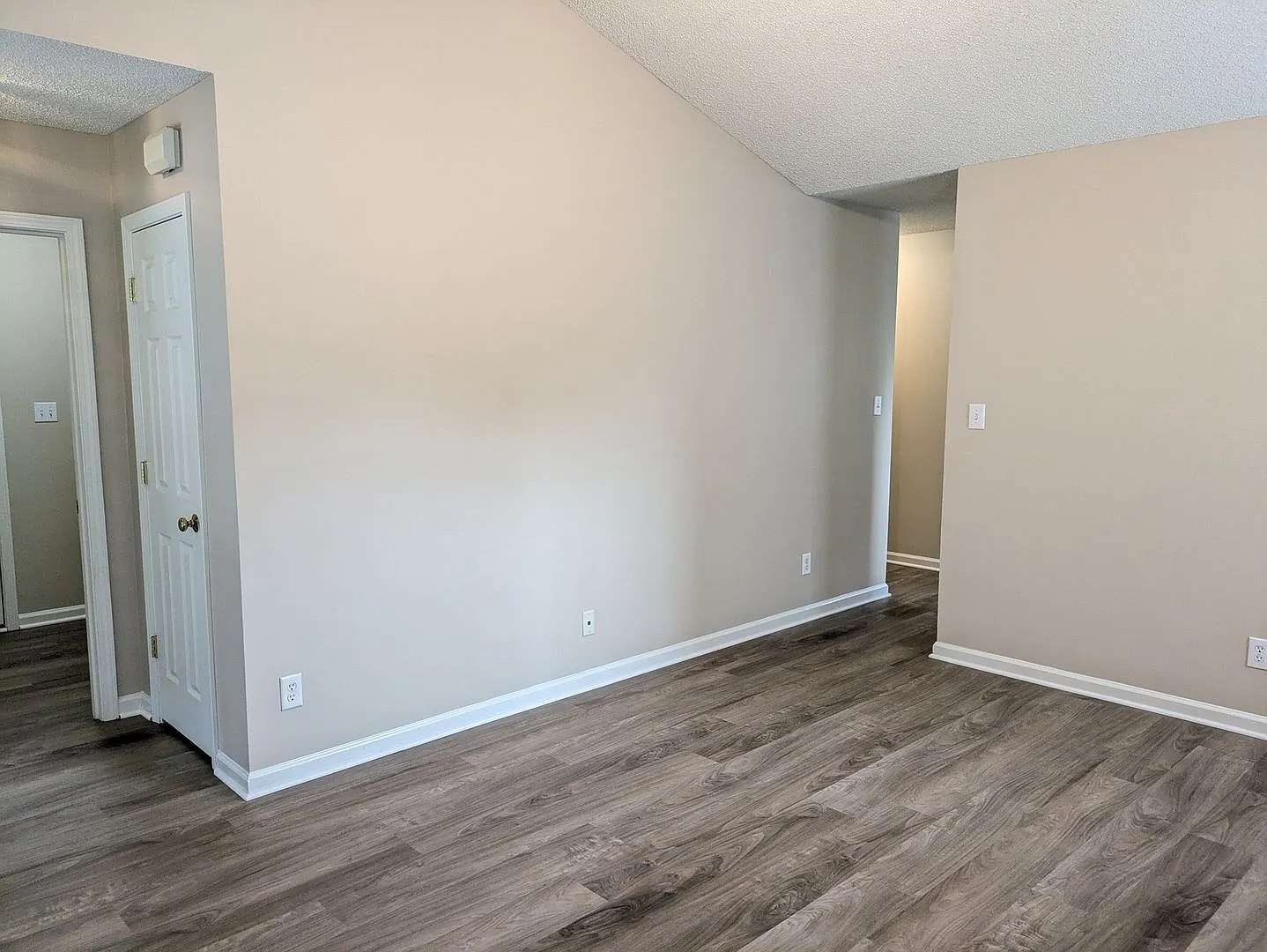 3 Bedroom Ranch in Tara's Trace! — Photo 4