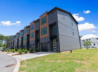 160 Blue Eden Loop, Pt Washington, FL 32459