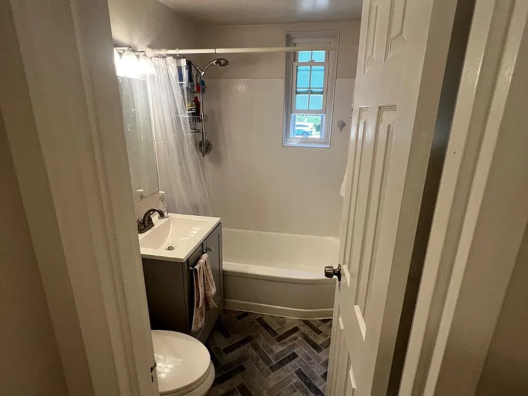 222 N George Mason Dr #1 — Photo 9