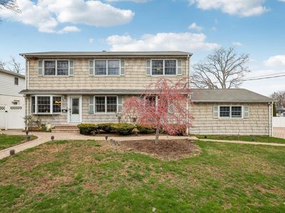 1032 5th Street, West Babylon, NY, 11704