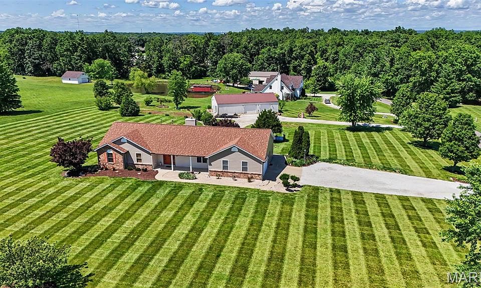 1st image of 151 Plantation Dr