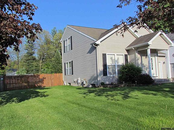 2nd image of 243 Meadowlark Dr