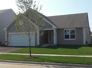 315 Purcell Rd, Volo, IL 60073