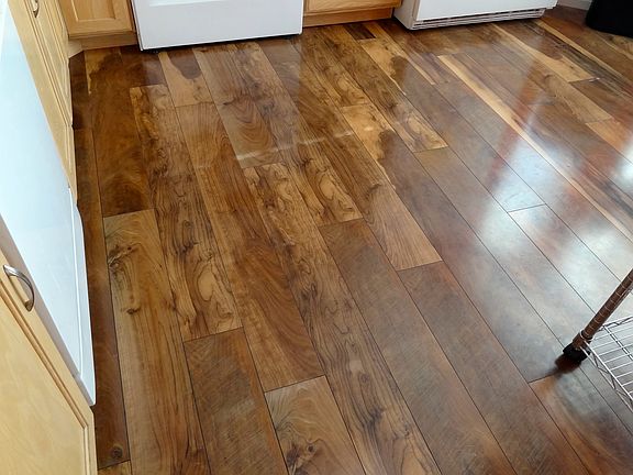 Laminate floors (2012)