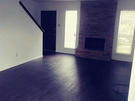 2nd image of 5014 Meandering Ln APT A
