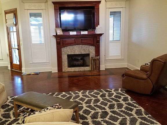 3rd image of 41089 Avoyelles Ave