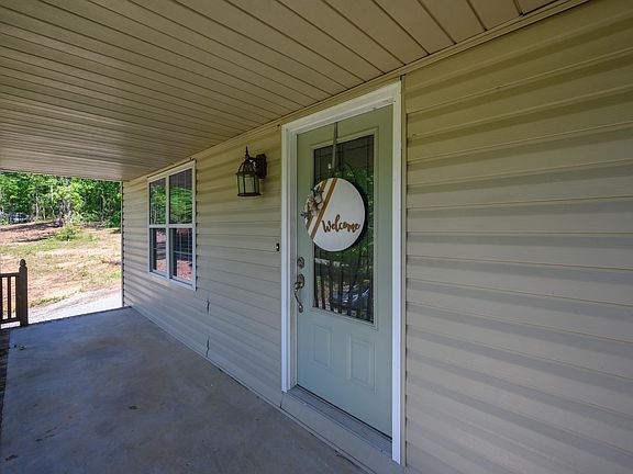 4th image of 695 Moss Rock Cir