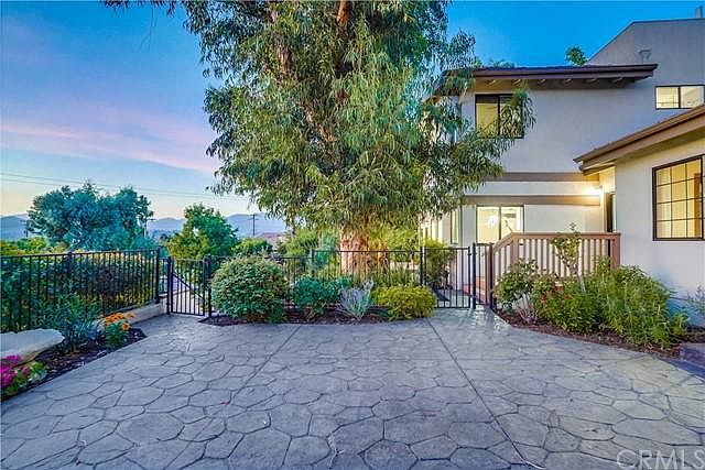 1st image of 360 Alta Vista Ave