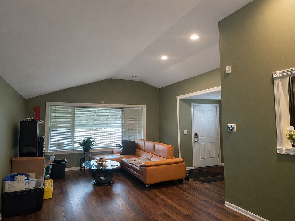 2nd image of 9355 S Halsted St