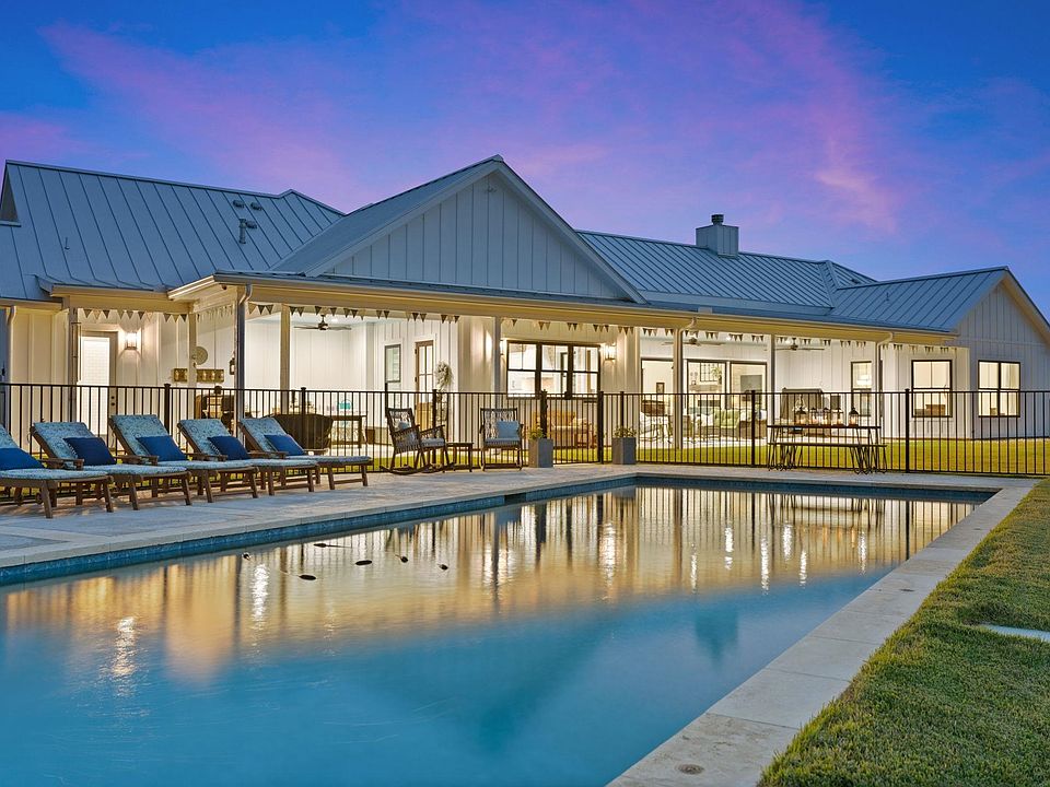1st image of 452 Southwick Ranch Rd