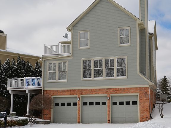 2nd image of 5 Riverbank Dr