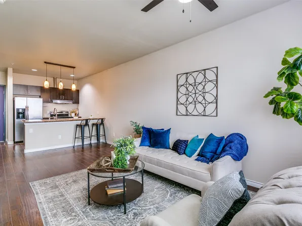 1100 W Trinity Mills Rd APT 3005, Carrollton, TX 75006