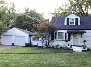 22412 Nancy Ave, Southfield, MI 48033