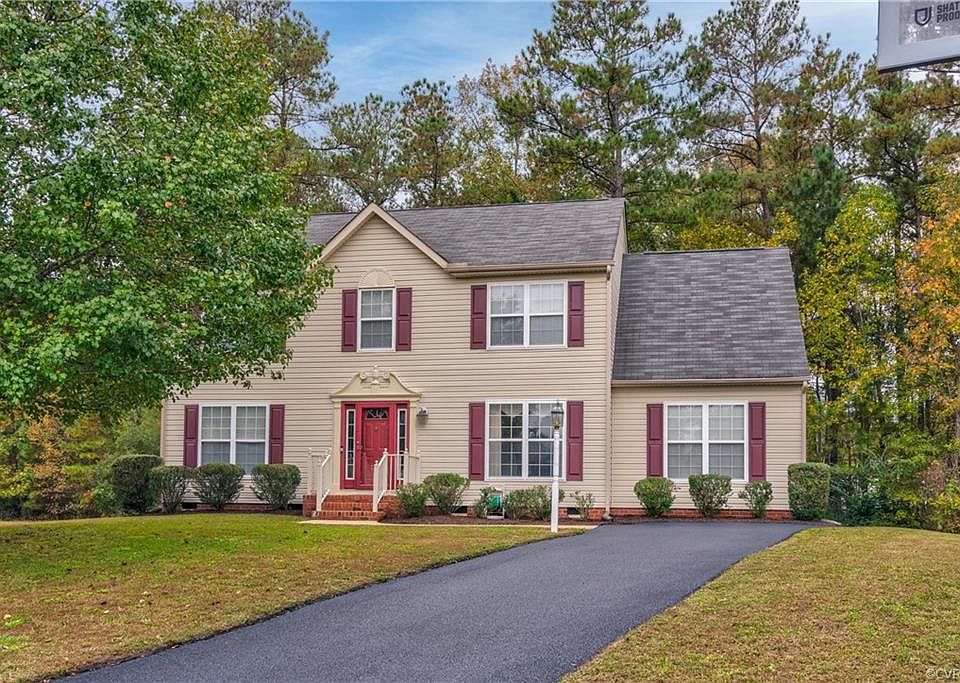1st image of 268 Scotch Pine Dr