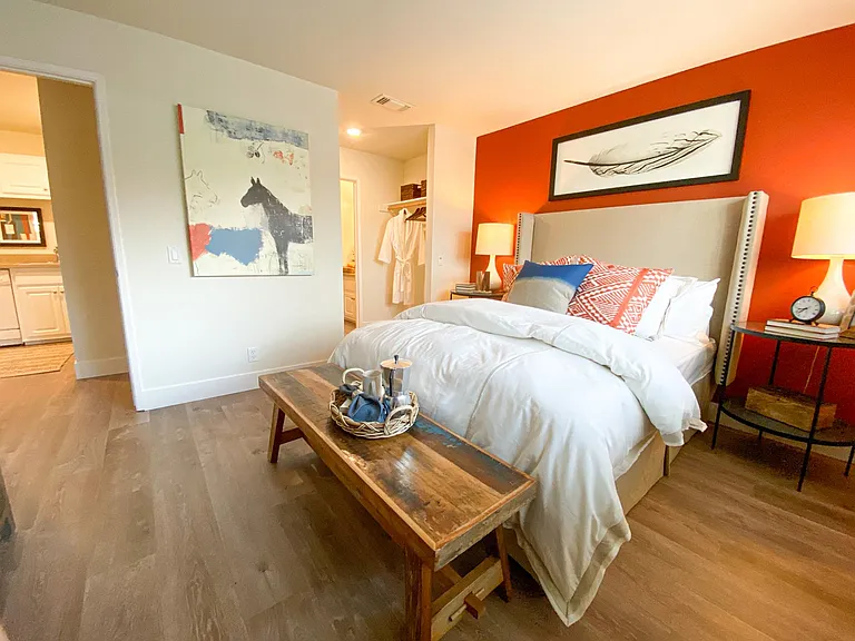 Cypress Pointe Apartments — Photo 23