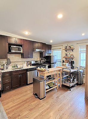 3rd image of 203 Amity St APT 3