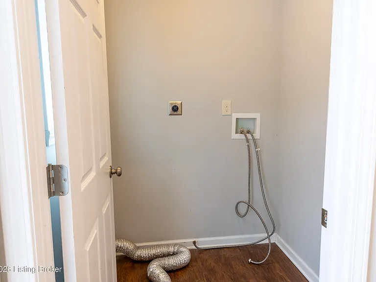 11518 Bellewood Garden Ct — Photo 18