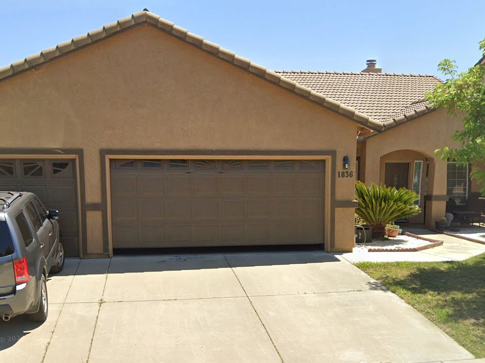 1st image of 1836 Burgandy Dr