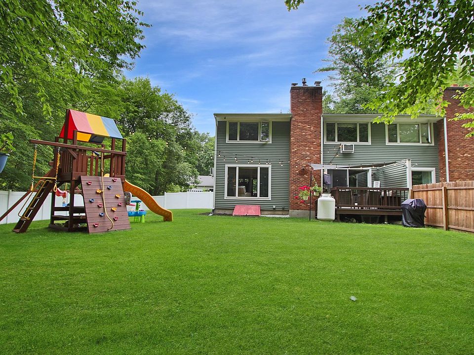 1st image of 14 Jennifer Drive