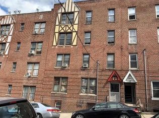 15 Intervale Pl, Yonkers, NY 10705