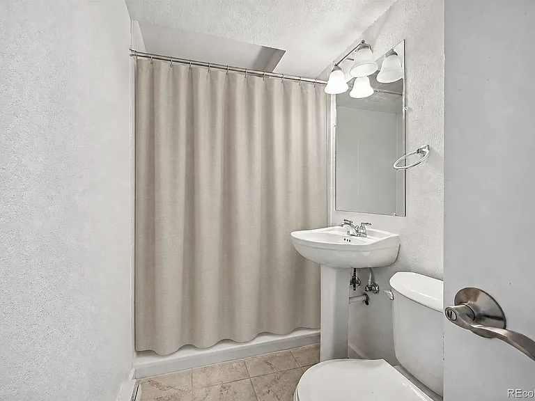 6705 Yarrow St — Photo 20