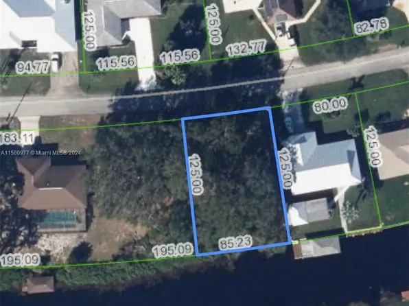 245 Cumquat Rd NE, Lake Placid, FL 33852