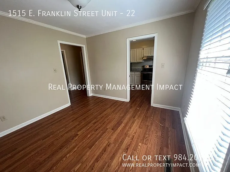 1515 E Franklin St #22 — Photo 15