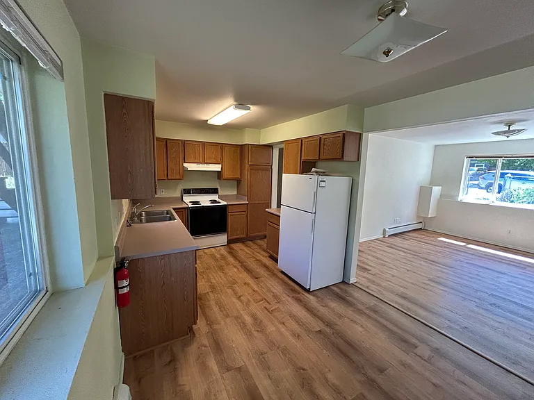 213 E 7th Ave #B — Photo 7