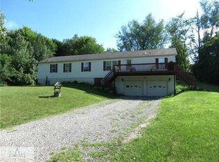 15801 Elmira St, Lansing, MI 48906