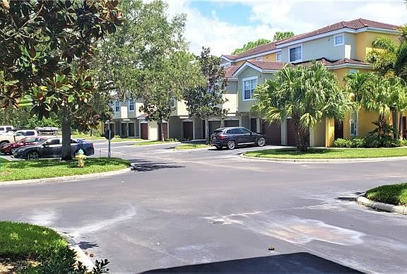 3rd image of 5681 Bentgrass Dr #13-208