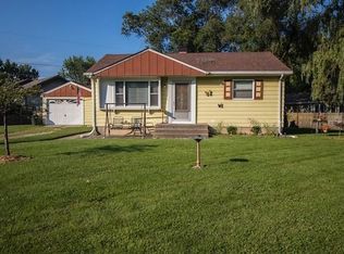 11335 9th Ave, Pleasant Prairie, WI 53158