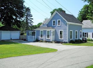 10 Stanley Ave, Rockland, ME 04841