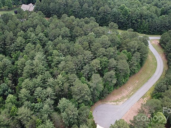 5th image of 228 Riverwalk Dr