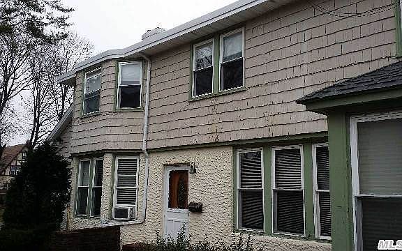 5th image of 119 Elm St