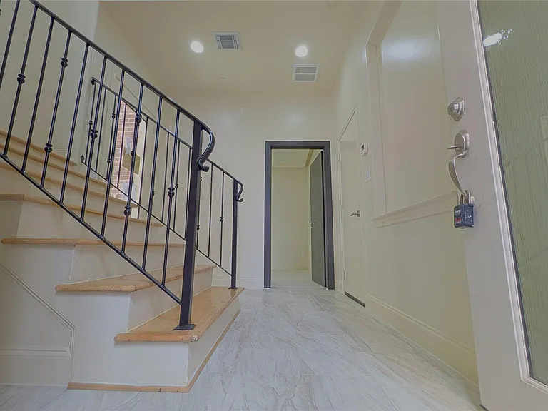 1844 Colquitt St — Photo 4