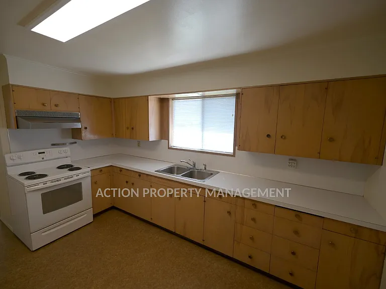 3208 E Mahogany St — Photo 10