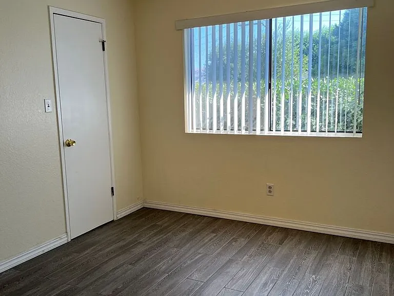 21421 Circle Dr — Photo 7