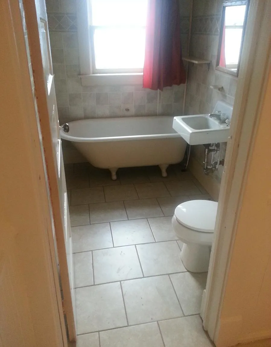 4 bed, 1584 sqft, $1,360 — Photo 2