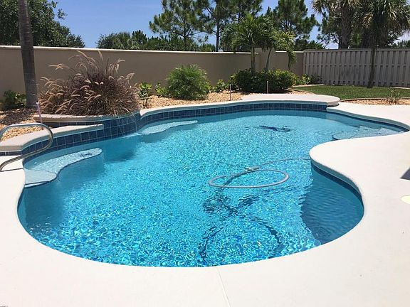2nd image of 3426 Ayrshire Cir