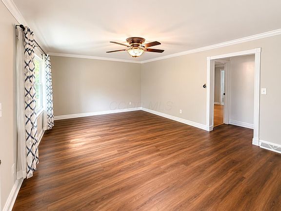 3rd image of 209 Currier Dr