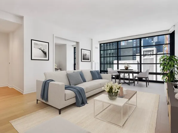 580 Washington St #709, Boston, MA 02111