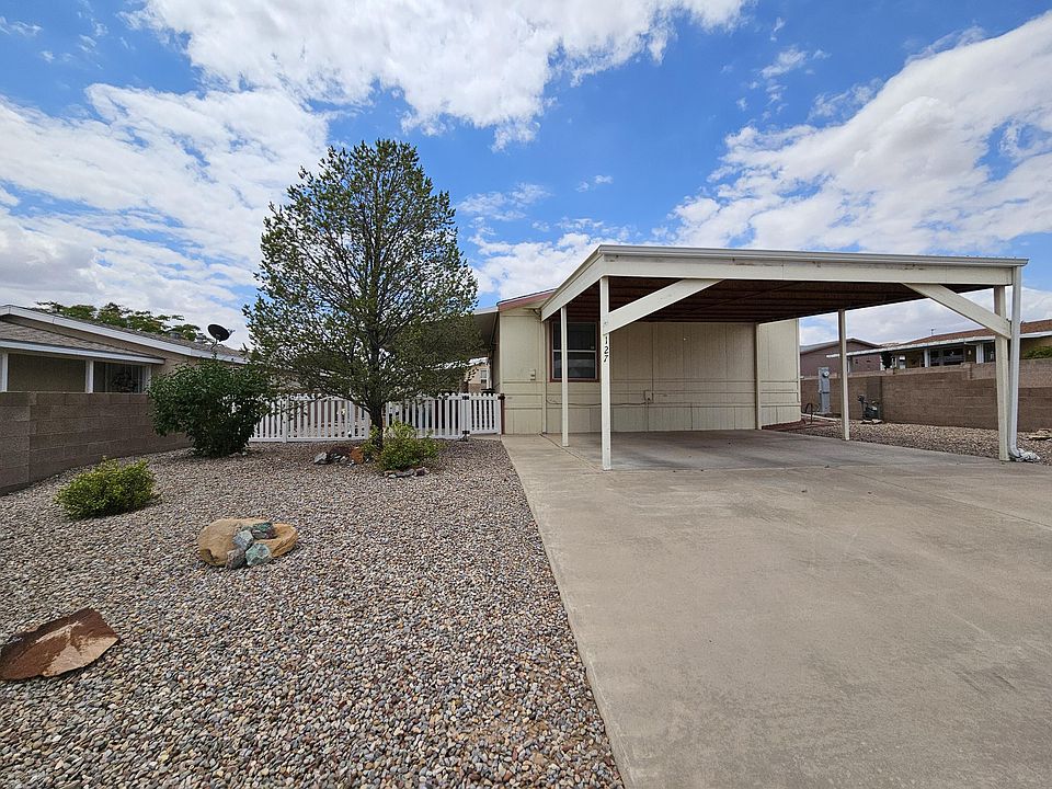 1st image of 127 Sunrise Bluffs Dr